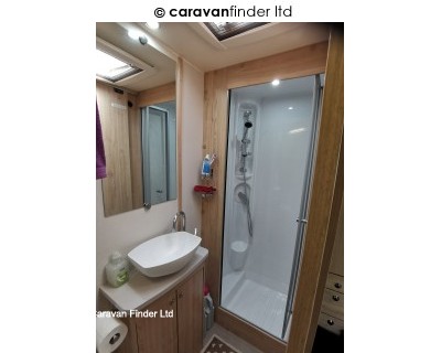 Elddis Avante 554 2017 touring caravan Image