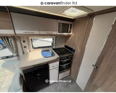 Coachman VIP 545 2018 (Private) image 9