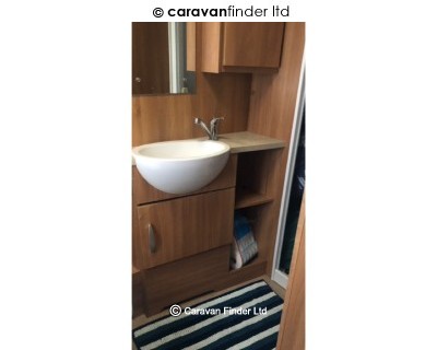 Swift Conqueror 630 2012 (Private) image 4