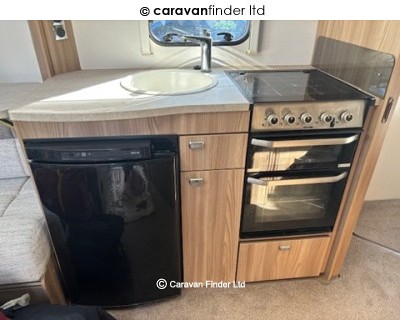 Swift Expression 584 2016 (Private) image 8