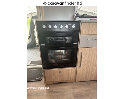 Coachman Vision 520/4 2015 (Private) image 7