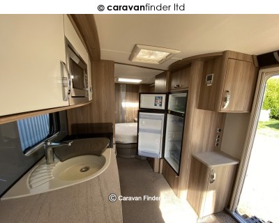 Swift Conqueror 645 2015 (Private) image 7