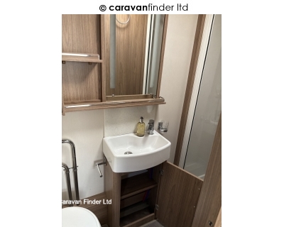 Coachman VIP575 2017 (Private) image 11