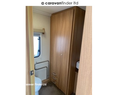 Swift Conqueror 530 2012 (Private) image 12