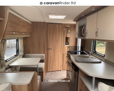 Swift Conqueror 530 2012 (Private) image 6