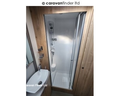 Elddis Avante Magnum 636 2017 (Private) image 11