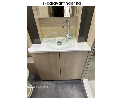 Adria Adora 612 DL Seine 2020 (Private) image 11