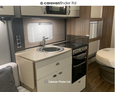 Swift Conqueror 580 2022 (Private) image 5