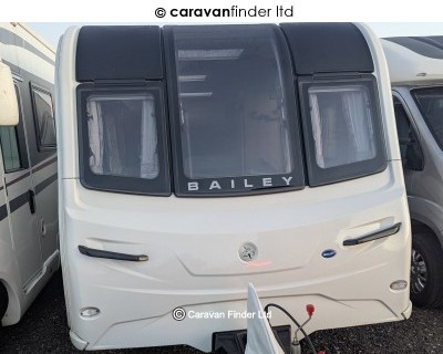 Bailey Unicorn Valencia Black Edition 2021 touring caravan Image