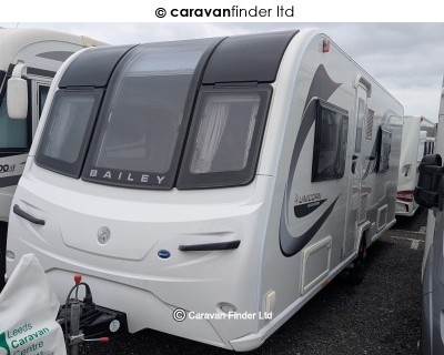 Bailey Unicorn Valencia Black Edition 2021 touring caravan Image