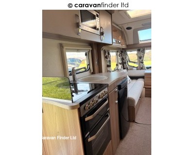 Swift Challenger 590 2016 (Private) image 5