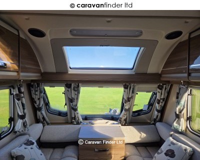 Swift Challenger 590 2016 (Private) image 3