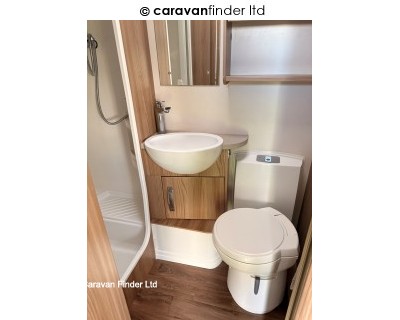 Swift Challenger 590 2016 (Private) image 10