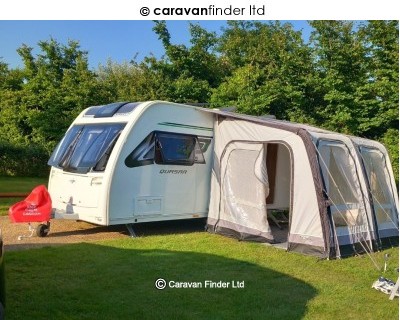 Lunar Quasar 524 2019 touring caravan Image