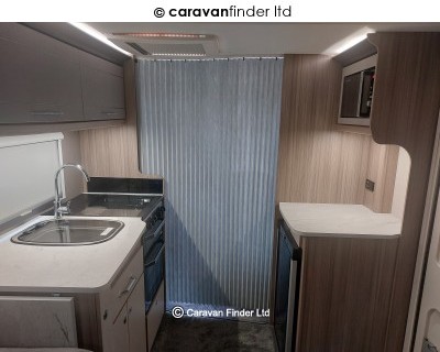 Coachman Acadia Platinum Edition 575 2022 (Private) image 4