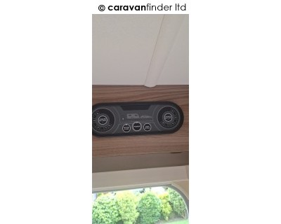Swift S-Line 450 SR A 2015 (Private) image 11
