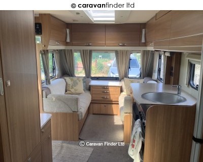 Compass Corona 554 2016 (Private) image 2