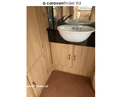 Avondale Argente 480 2007 (Private) image 11